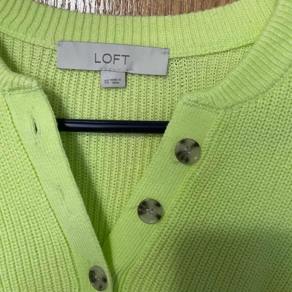 NWOT Loft Henley Sweater Size XS